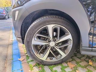 HYUNDAI Kona usata, con Cerchi in lega
