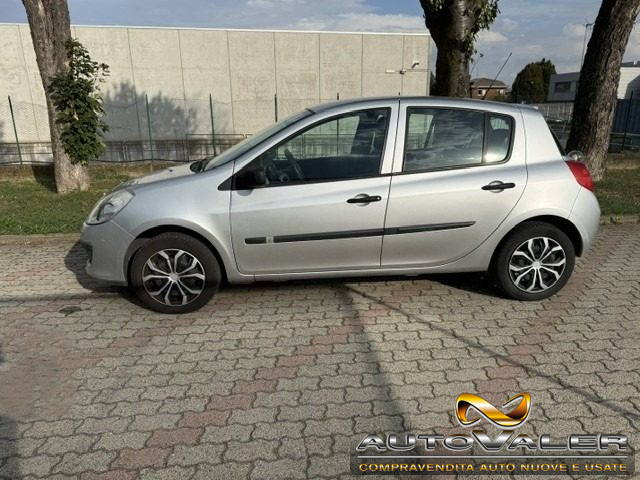 RENAULT Clio usata, con Autoradio