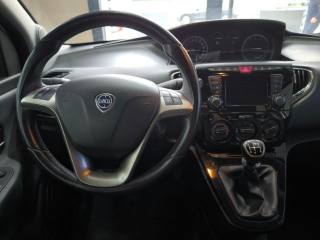 LANCIA Ypsilon usata, con Servosterzo