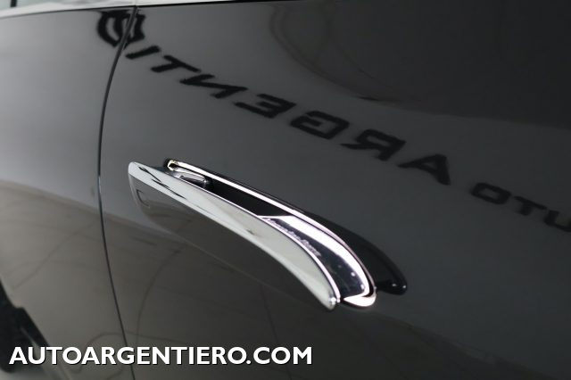 MERCEDES-BENZ E 220 usata, con Sistema di riconoscimento della stanchezza