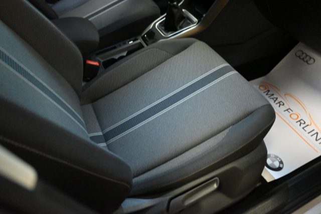 VOLKSWAGEN T-Roc usata 59