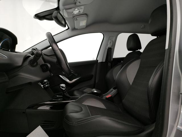 PEUGEOT 2008 usata, con Alzacristalli elettrici