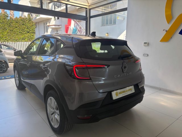 RENAULT Captur usata, con Fari LED