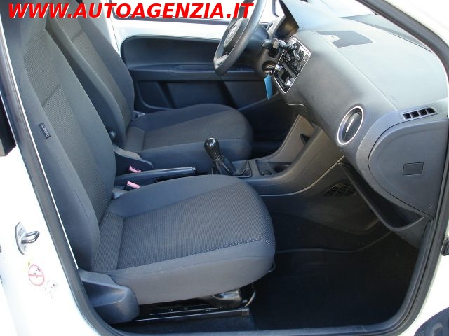 VOLKSWAGEN up! usata 10