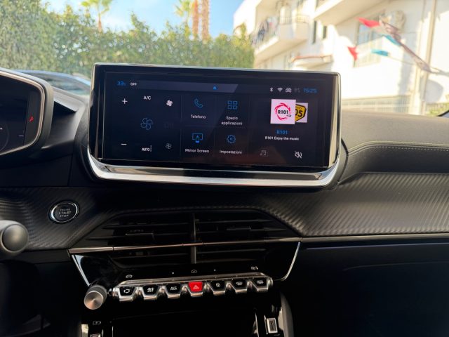 PEUGEOT 208 usata, con Climatizzatore automatico, 4 zone