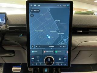 FORD Mustang Mach-E usata, con Volante in pelle