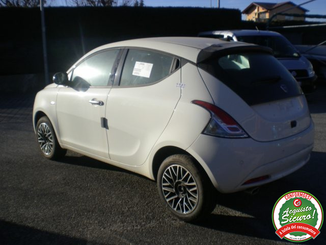 LANCIA Ypsilon usata, con Controllo trazione