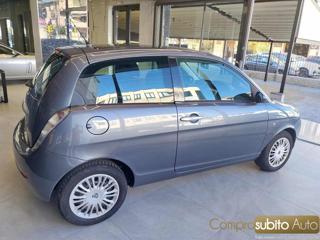 LANCIA Ypsilon usata, con Autoradio