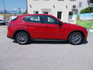 ALFA ROMEO Stelvio usata, con Alzacristalli elettrici