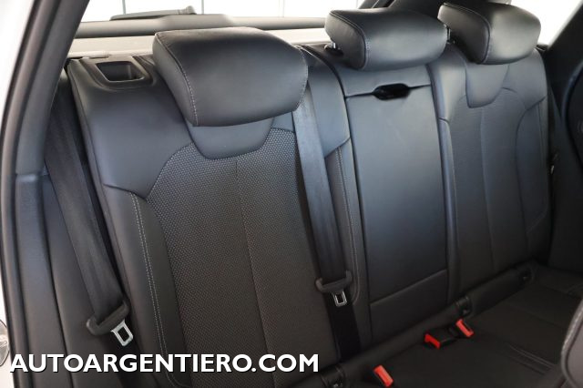AUDI Q5 usata, con Sensori di parcheggio posteriori