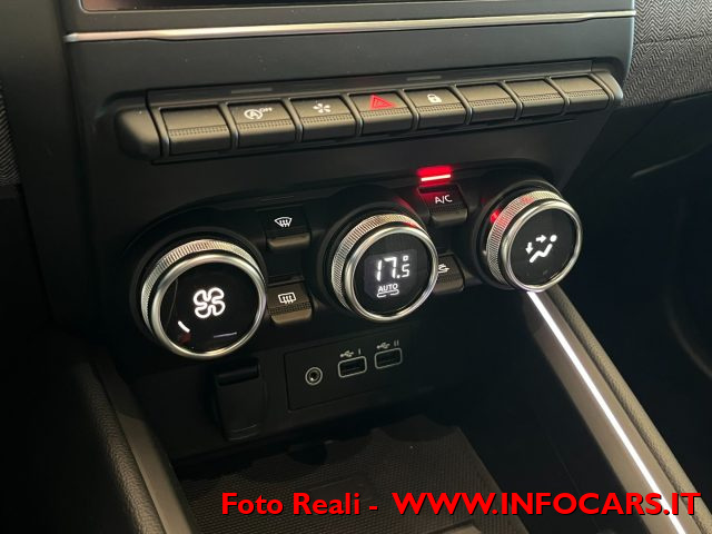 RENAULT Clio usata, con Volante in pelle