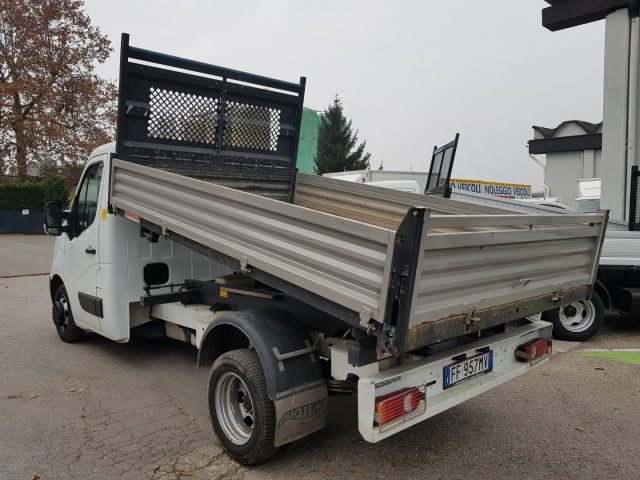 NISSAN NV400 usata, con Boardcomputer