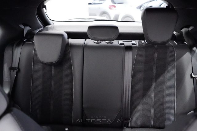 OPEL Mokka usata, con Bracciolo