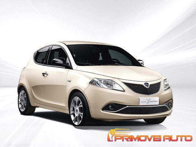 LANCIA Ypsilon usata, con ESP