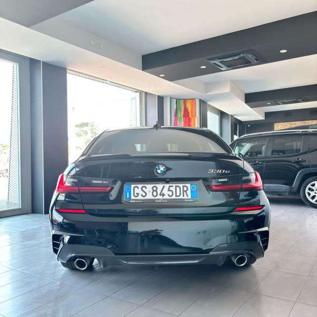 BMW 330 usata, con Boardcomputer
