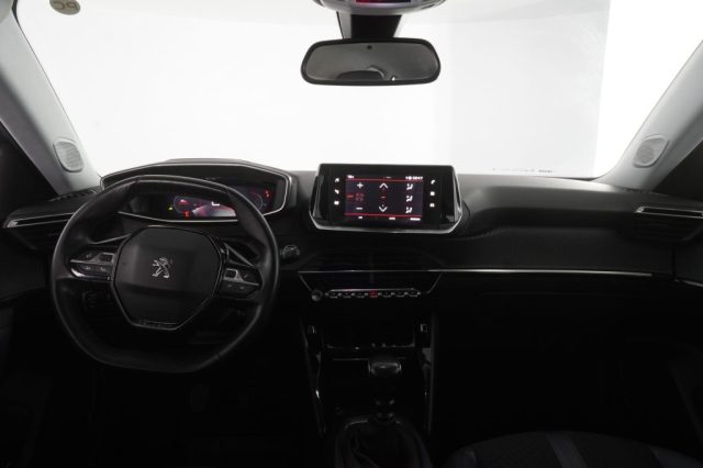 PEUGEOT 2008 usata 10