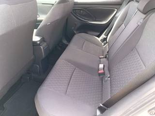 TOYOTA Yaris usata 10