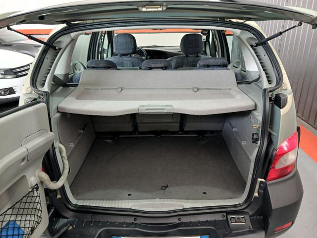 RENAULT Megane usata, con Autoradio