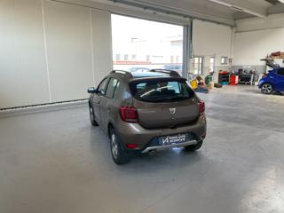 DACIA Sandero usata, con Alzacristalli elettrici