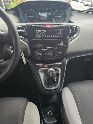 LANCIA Ypsilon usata 10