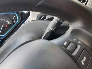 PEUGEOT 2008 usata, con Controllo trazione