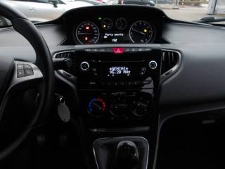 LANCIA Ypsilon usata 12