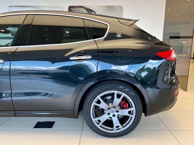 MASERATI Levante usata, con Boardcomputer