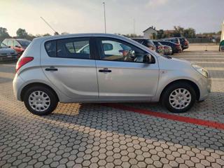 HYUNDAI i20 usata, con Autoradio
