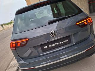 VOLKSWAGEN Tiguan usata, con Leve al volante
