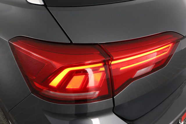 VOLKSWAGEN T-Roc usata 8