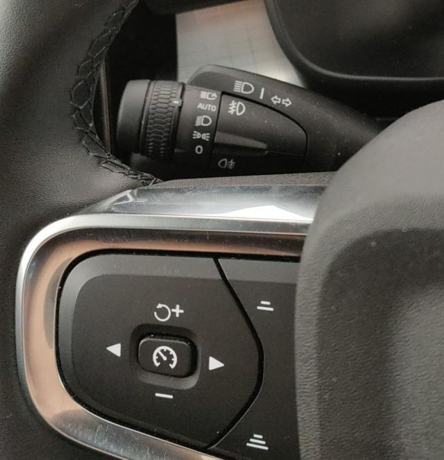 VOLVO XC40 usata, con ESP