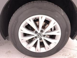 VOLKSWAGEN Tiguan usata, con Fari LED