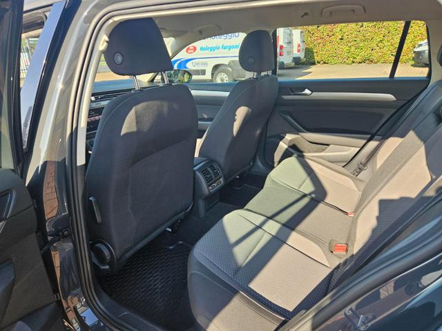 VOLKSWAGEN Passat Variant usata, con Chiusura centralizzata