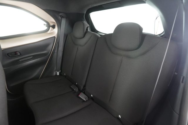 TOYOTA Aygo X usata 2