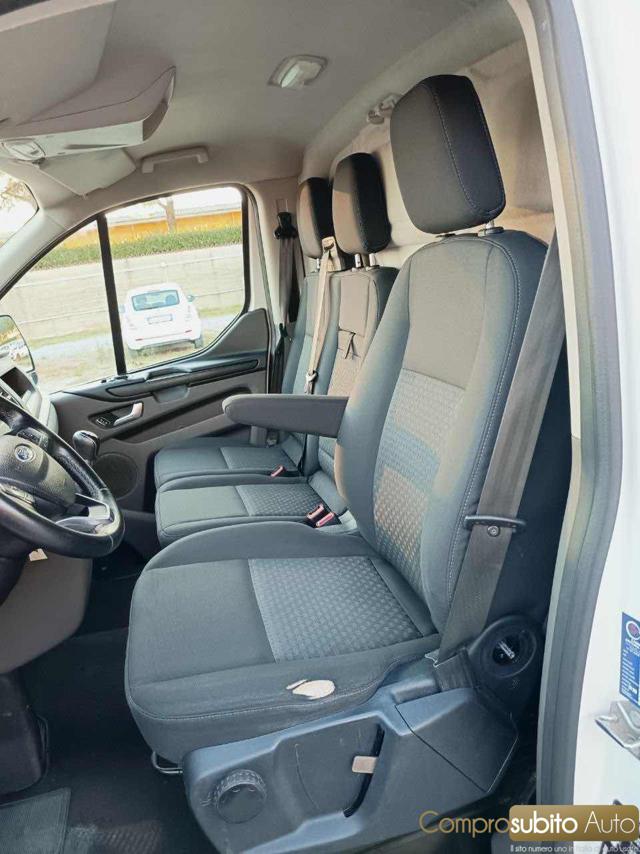 FORD Transit Custom usata, con Park Distance Control