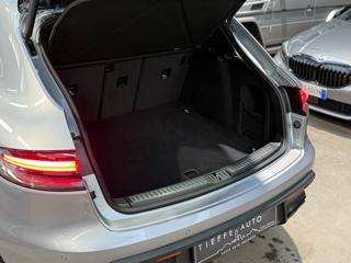 PORSCHE Macan usata, con Leve al volante