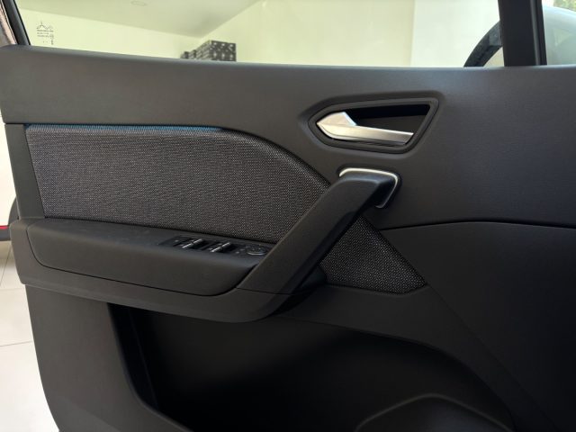 RENAULT Captur usata, con Lettore CD