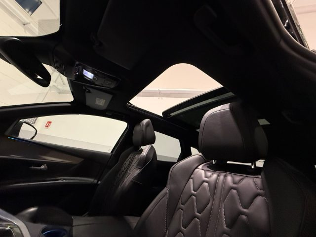 PEUGEOT 3008 usata, con Telecamera per parcheggio assistito