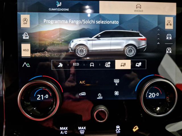 LAND ROVER Range Rover Velar usata, con Touch screen