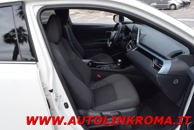 TOYOTA C-HR usata, con Controllo automatico clima