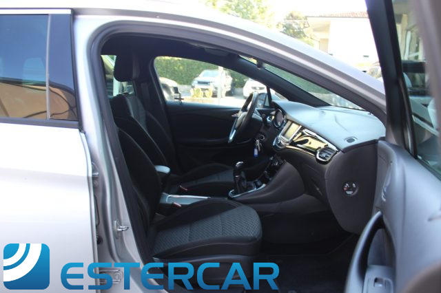 OPEL Astra usata, con Volante in pelle