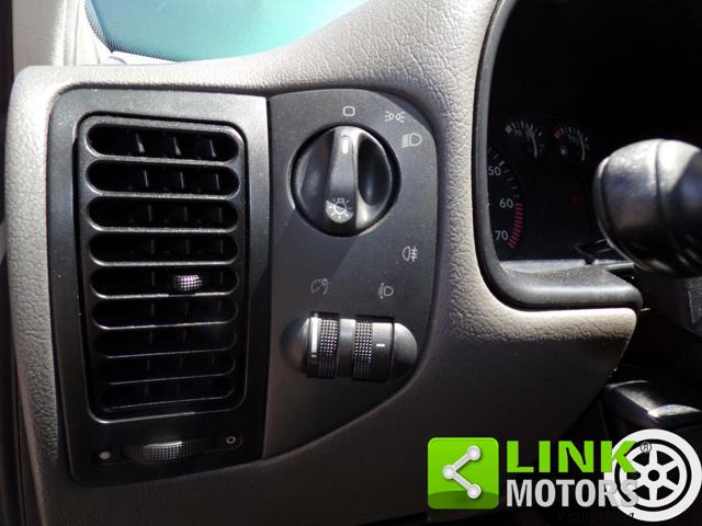 VOLKSWAGEN Polo usata 32