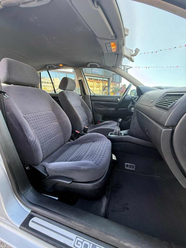 VOLKSWAGEN Golf usata 18