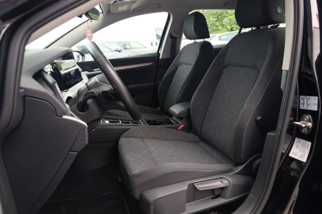VOLKSWAGEN Golf Variant usata, con Autoradio