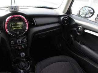 MINI One usata, con USB