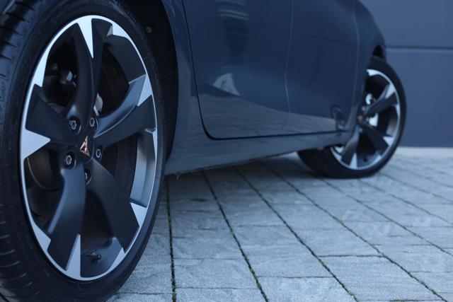 CUPRA Leon usata, con Hill holder