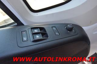 PEUGEOT Boxer usata, con Volante multifunzione