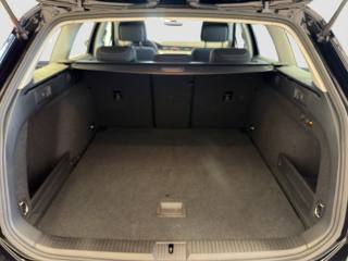 VOLKSWAGEN Passat usata 12