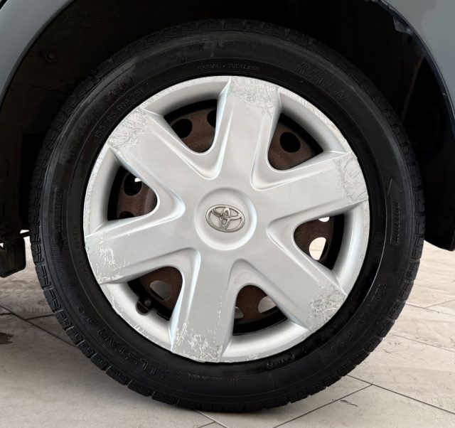TOYOTA Aygo usata 11