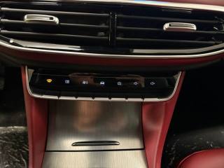 MG HS usata, con Fari LED